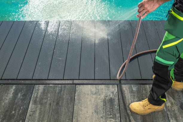 Why Choose Our Certified Pressure Washing Experts for Your Project Needs in Ridgecrest, FL?